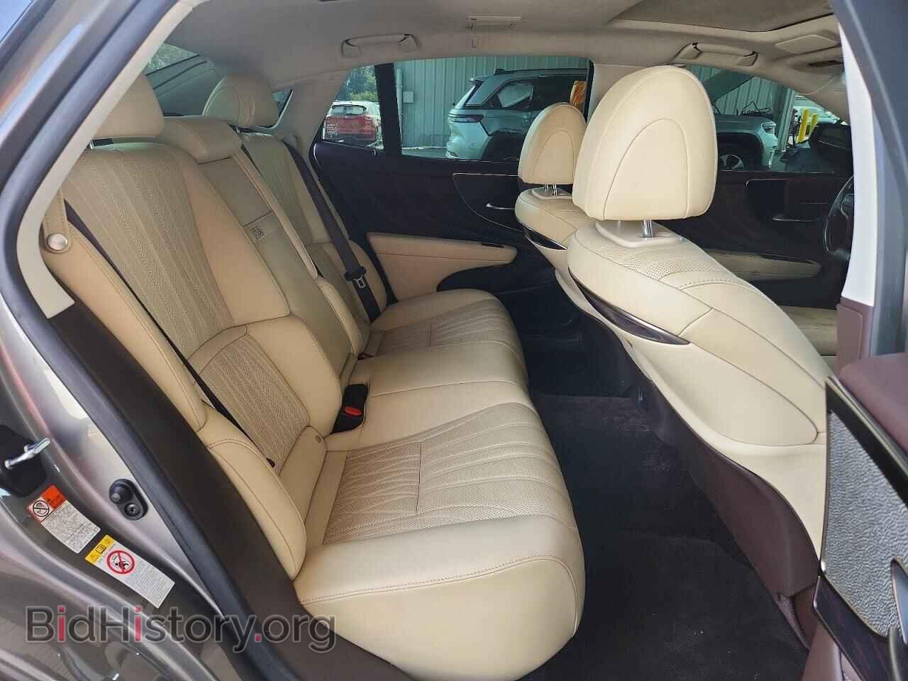 2019 LEXUS LS500 - VIN: JTHC51FF9K5005735 - Photo 10