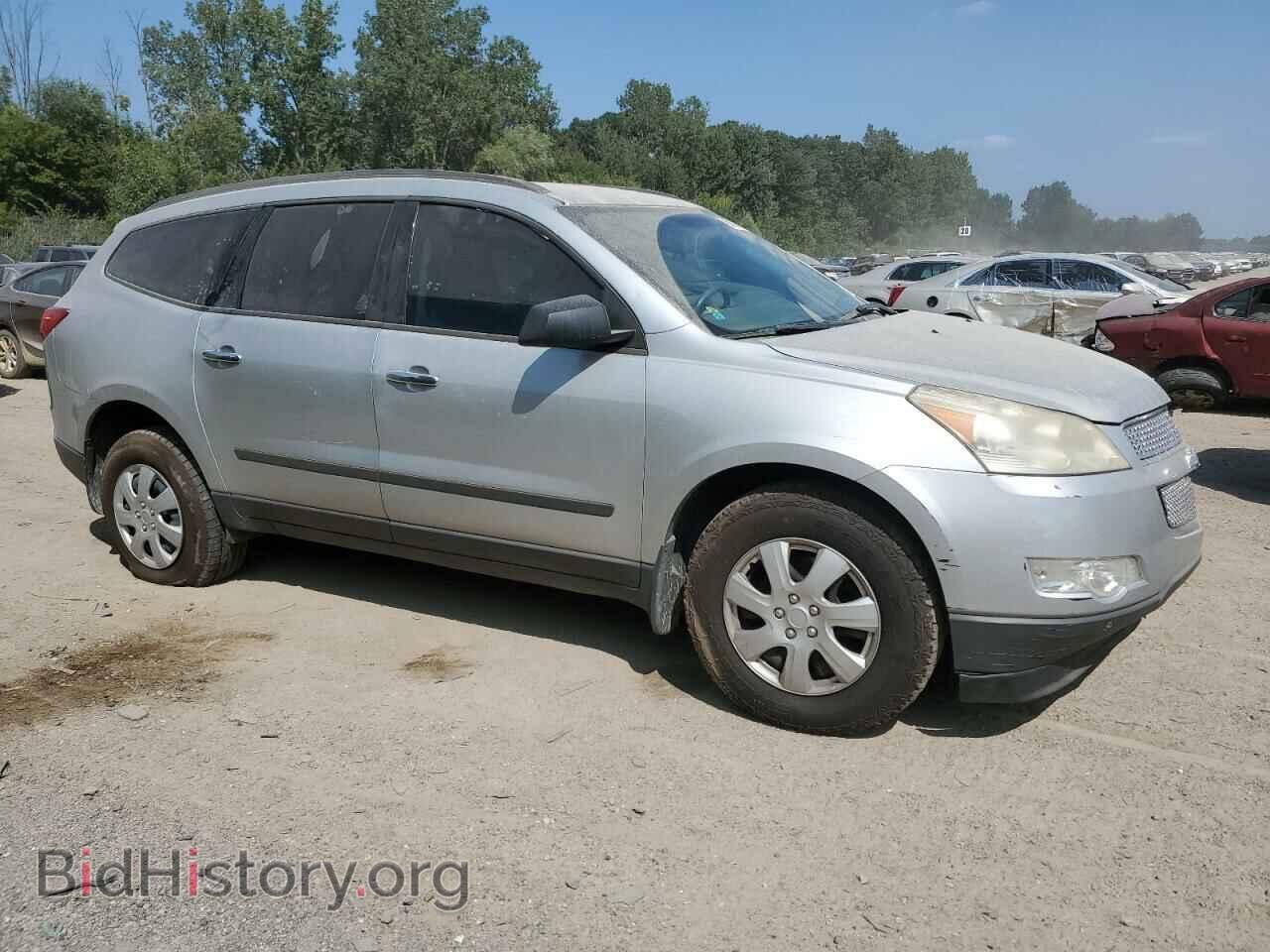 2011 CHEVROLET TRAVERSE - VIN: 1GNKRFED7BJ317968 - Фото 4