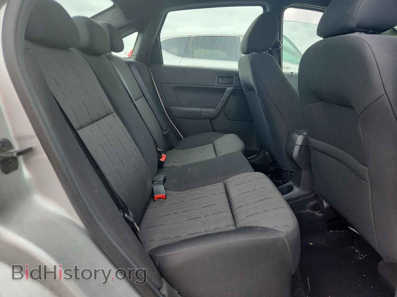 2011 FORD FOCUS - VIN: 1FAHP3FN4BW197666 - Photo 10