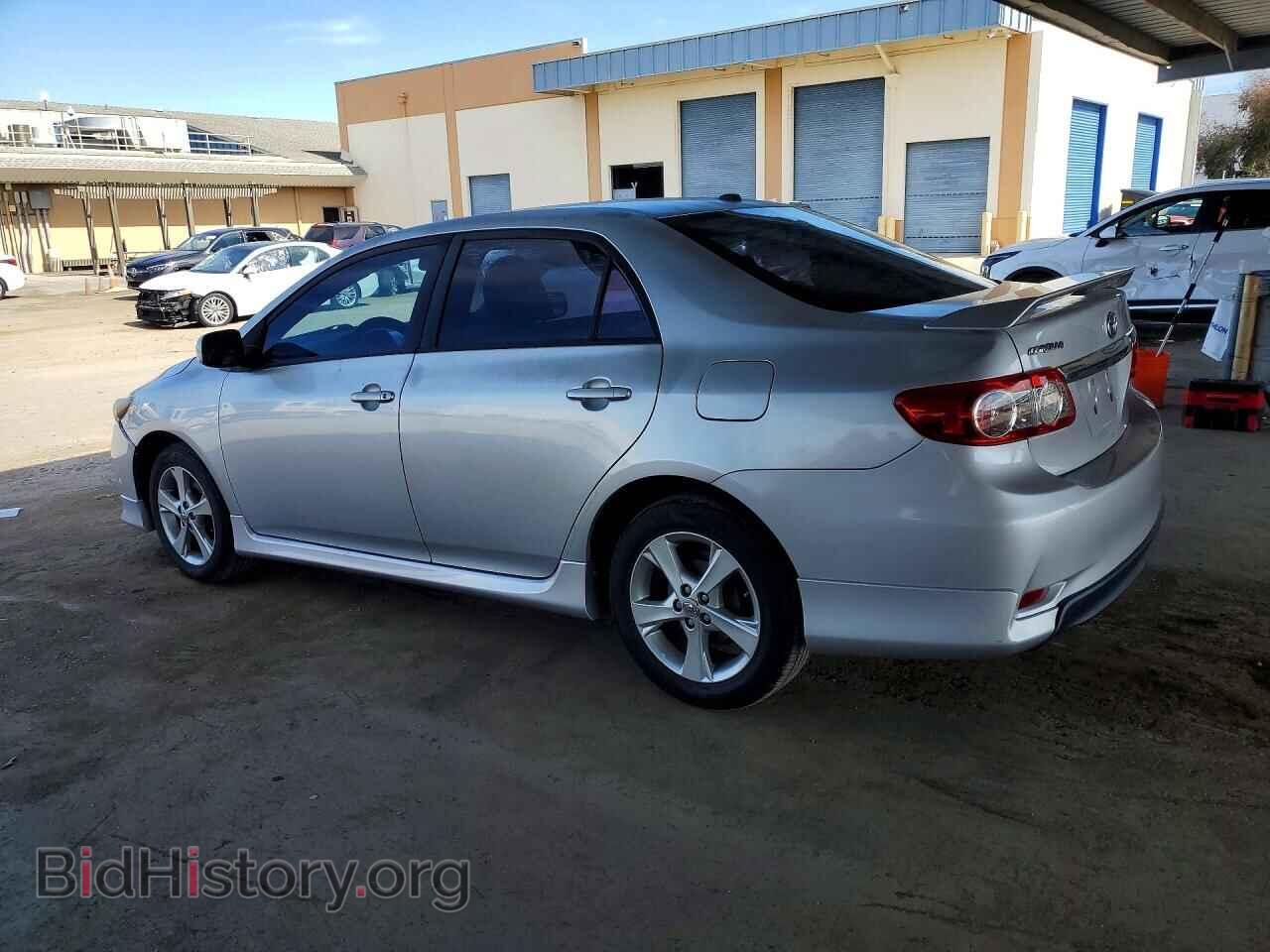 2011 TOYOTA COROLLA - VIN: 2T1BU4EEXBC709083 - Фото 2