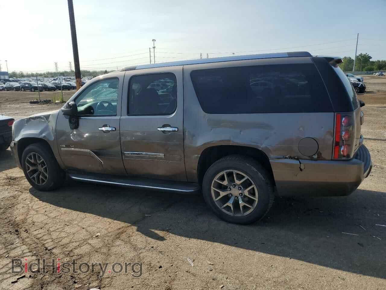 2011 GMC YUKON - VIN: 1GKS2MEF8BR251908 - Фото 2