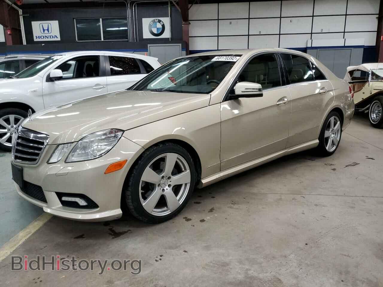Фотография WDDHF8HBXAA150835 - MERCEDES-BENZ E-CLASS 2010