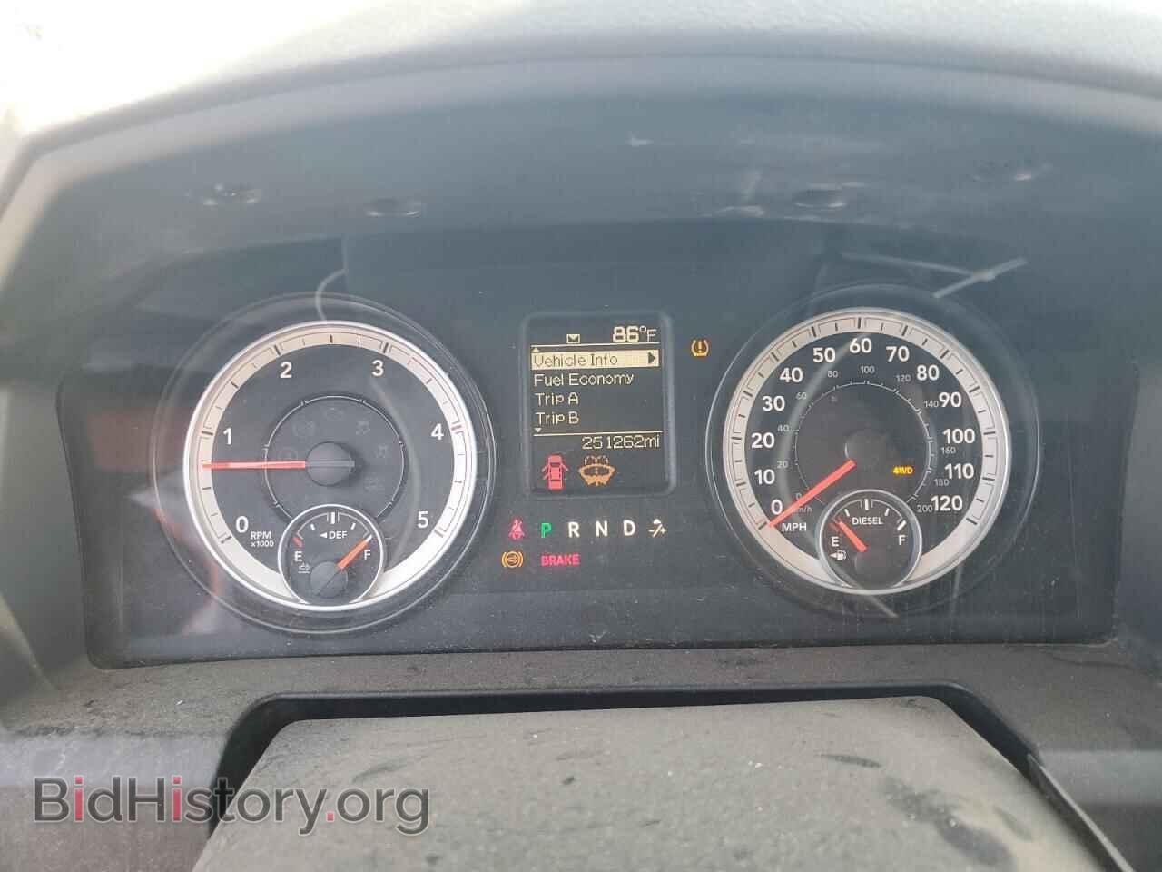 2013 RAM All Models - VIN: 3C6UR5HLXDG584872 - Фото 9