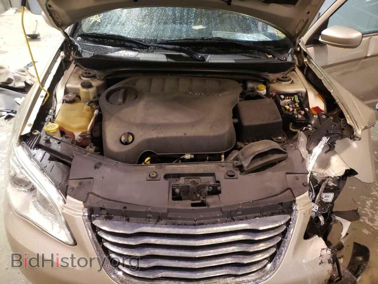 2013 CHRYSLER 200 - VIN: 1C3CCBAG3DN767611 - Фото 7