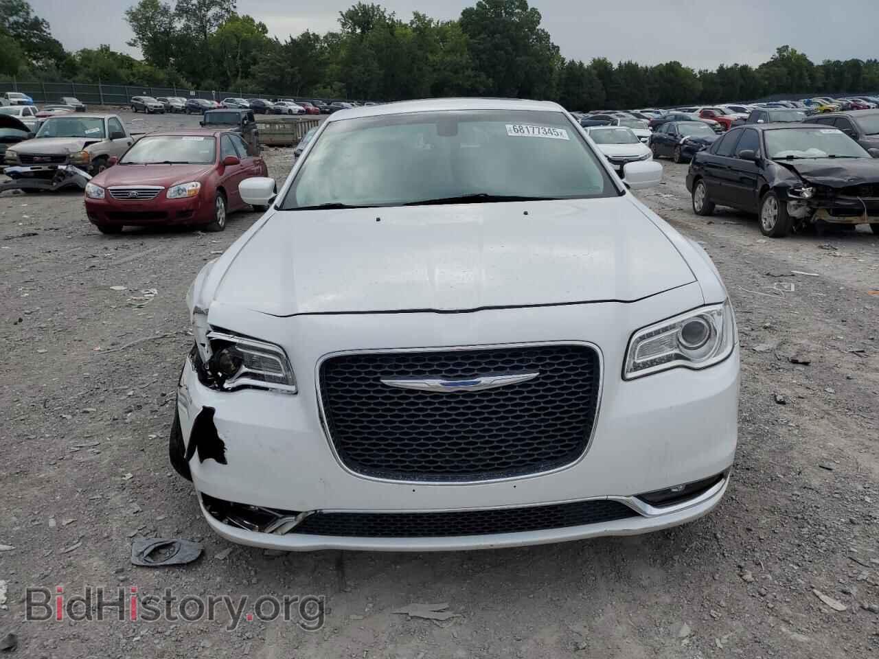 2017 CHRYSLER 300 - VIN: 2C3CCARG1HH585936 - Фото 5