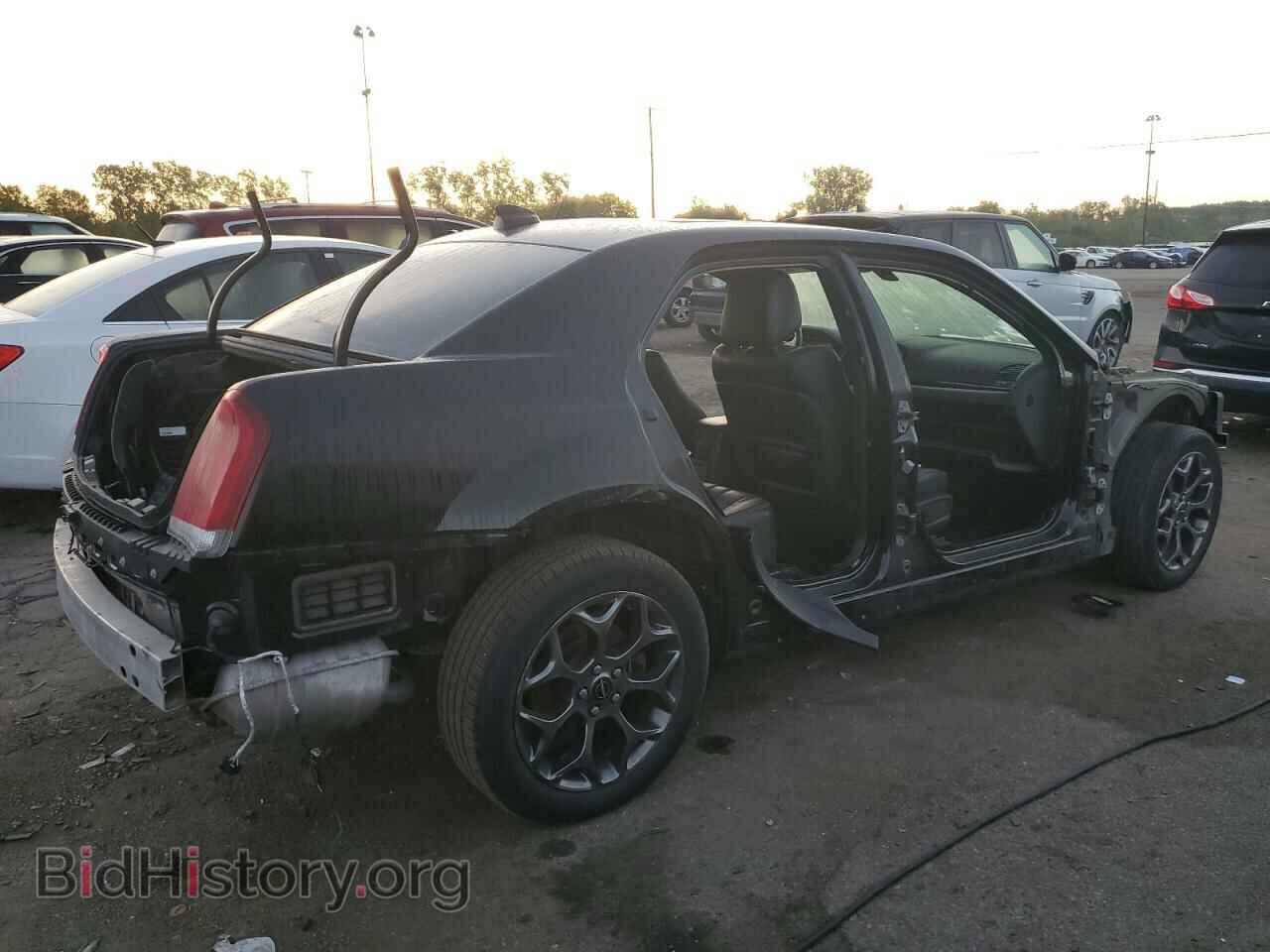 2017 CHRYSLER 300 - VIN: 2C3CCAGG2HH603962 - Фото 3