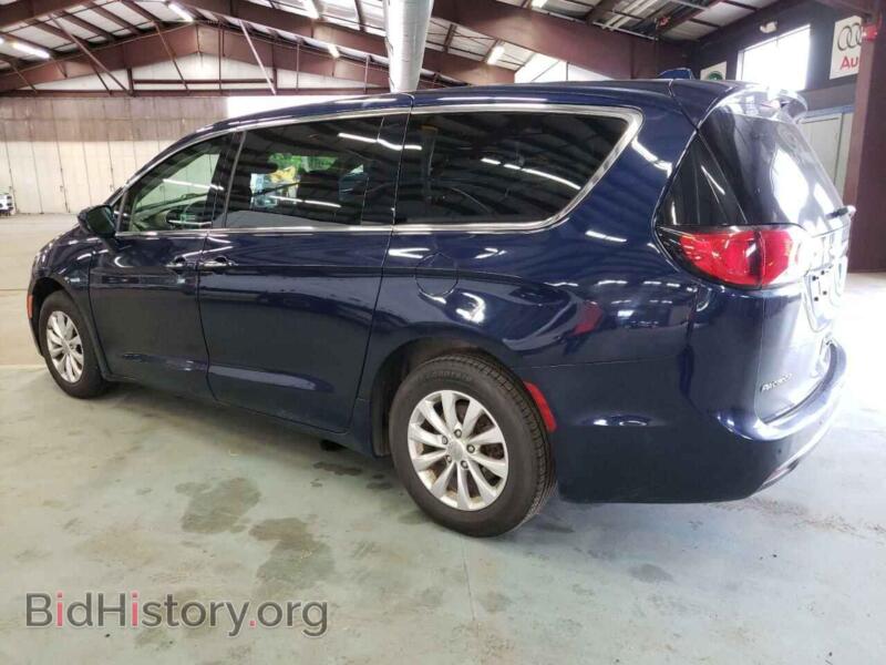 2019 Chrysler PACIFICA (VIN 2C4RC1FG1KR505563) — фото 2 из 13