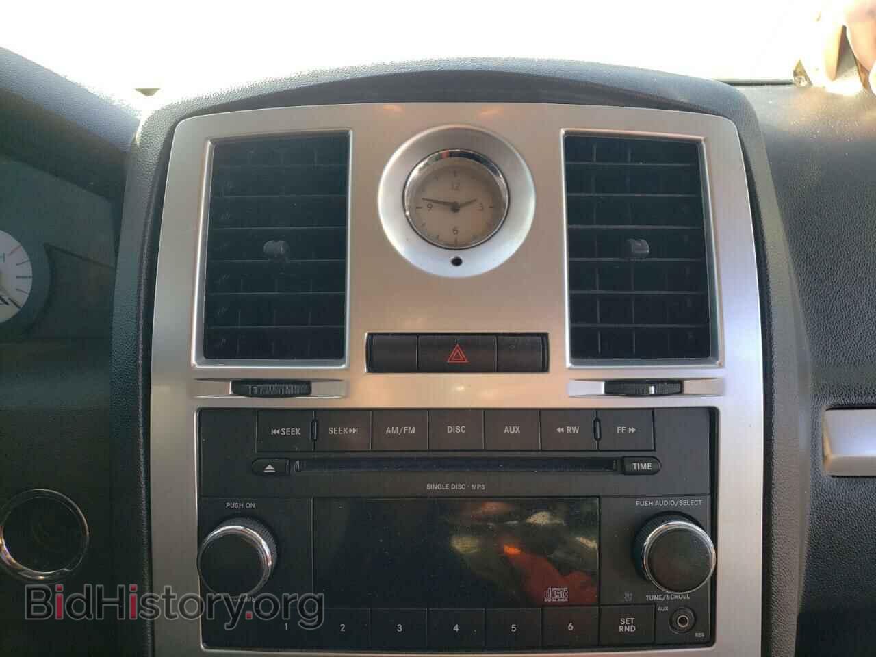 2010 CHRYSLER 300 - VIN: 2C3CA4CD0AH284702 - Фото 9