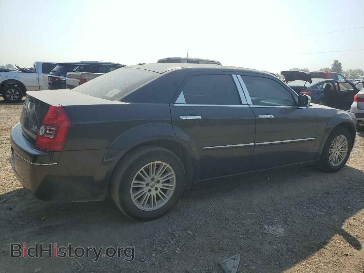 2010 CHRYSLER 300 - VIN: 2C3CA5CV6AH284010 - Фото 3