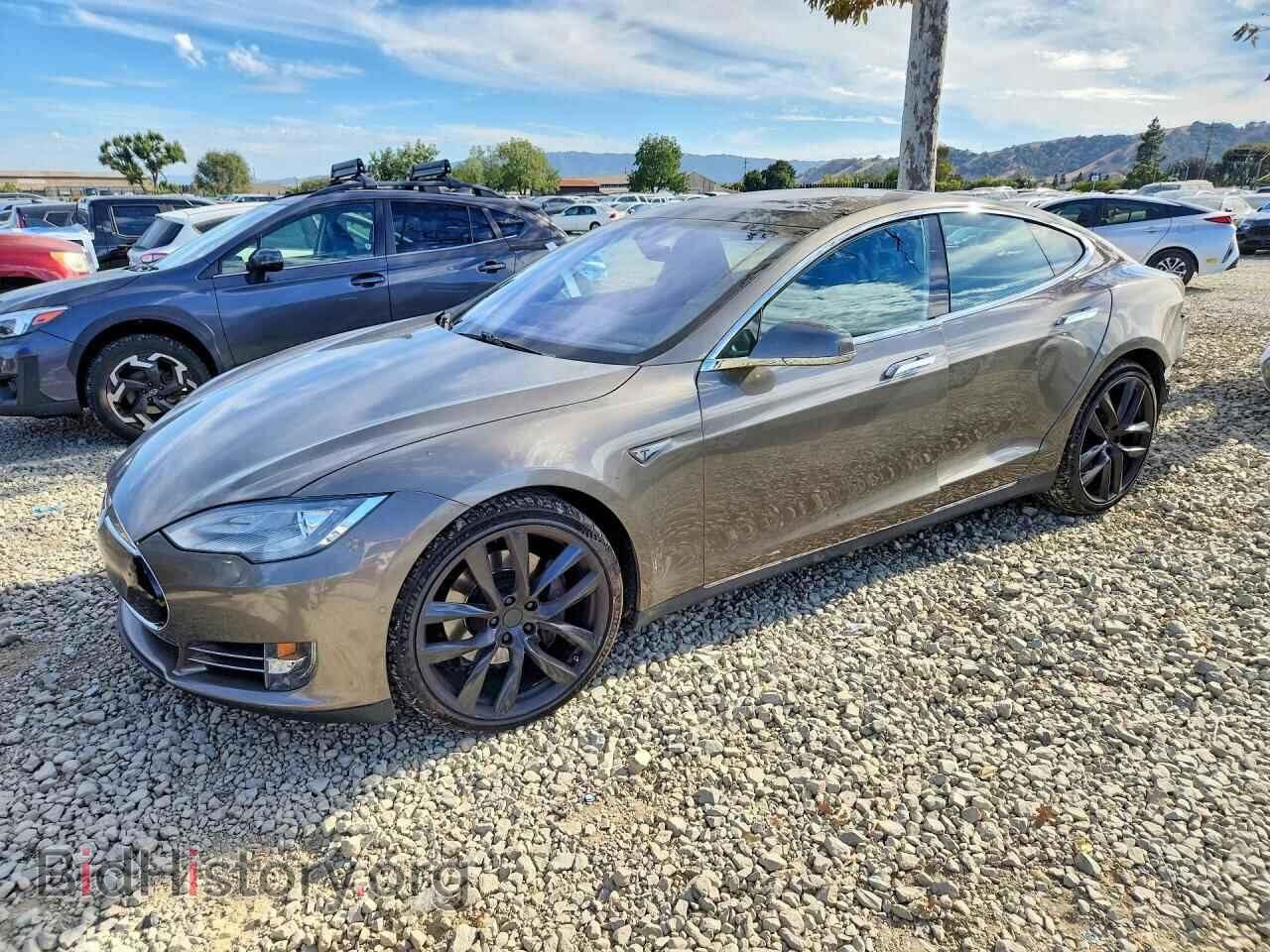 Photo 5YJSA1H22FF090084 - TESLA MODEL S 2015