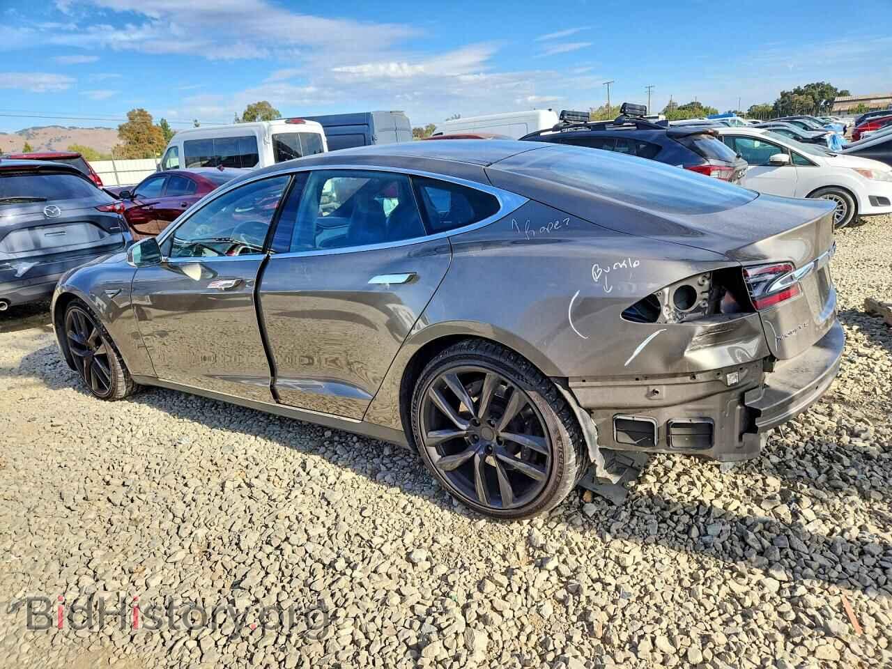 2015 TESLA MODEL S - VIN: 5YJSA1H22FF090084 - Photo 2