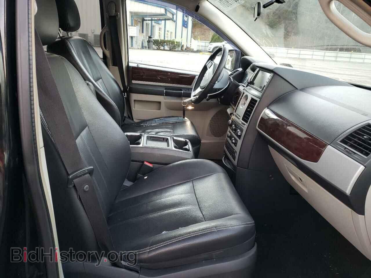 2010 CHRYSLER MINIVAN - VIN: 2A4RR8DX4AR415780 - Фото 5