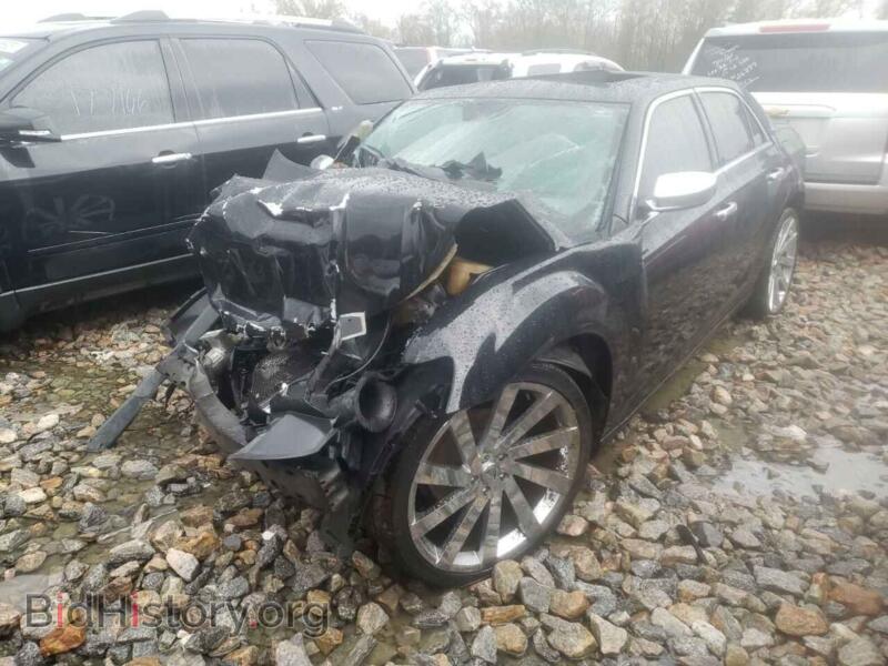2014 Chrysler 300 (VIN 2C3CCABG4EH120167) — photo 2 of 10