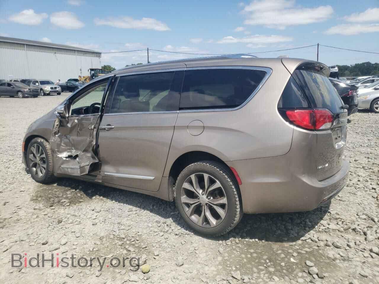 2017 CHRYSLER PACIFICA - VIN: 2C4RC1GG1HR752007 - Фото 2
