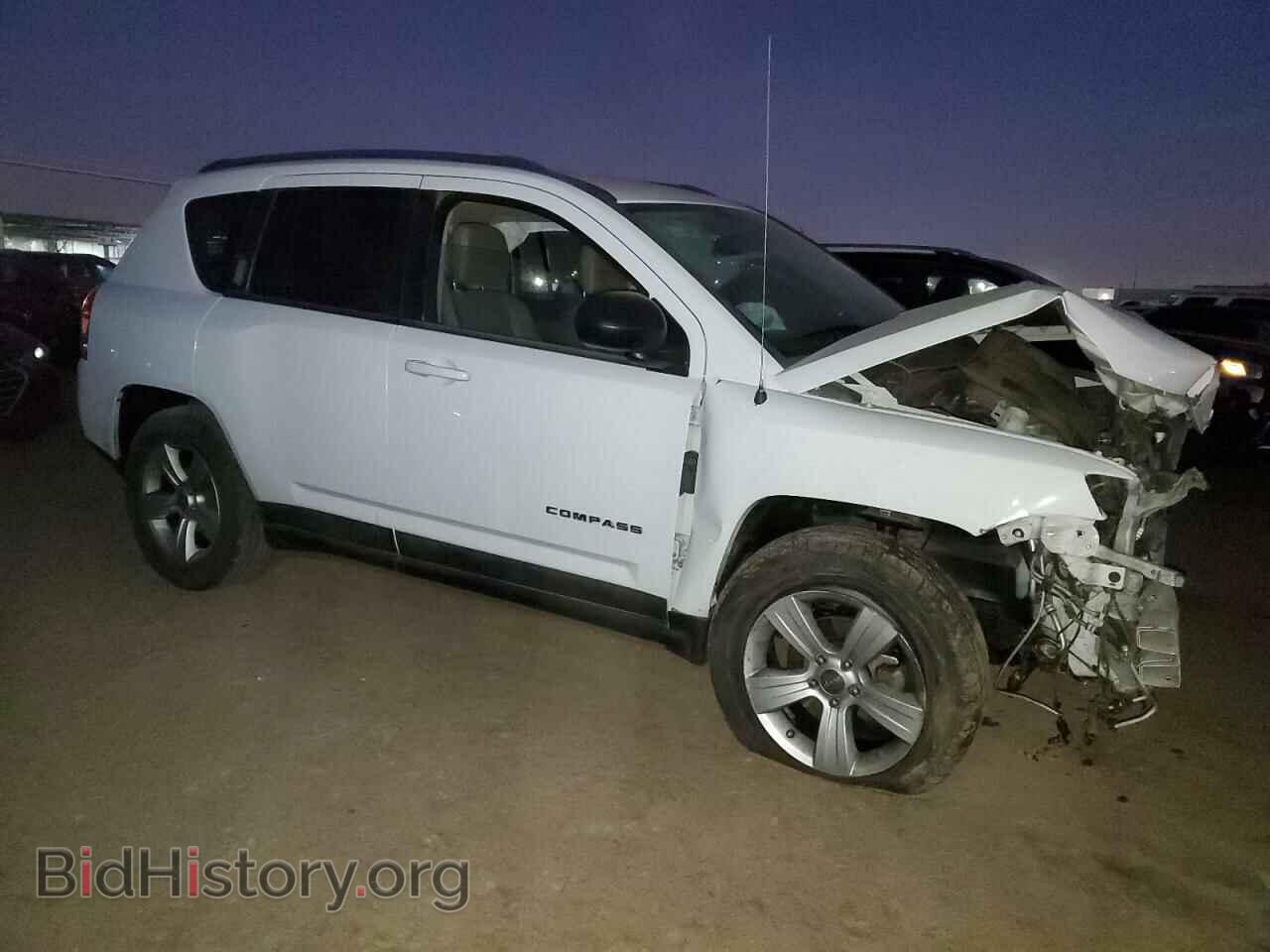 2011 JEEP COMPASS - VIN: 1J4NT1FBXBD155933 - Photo 4