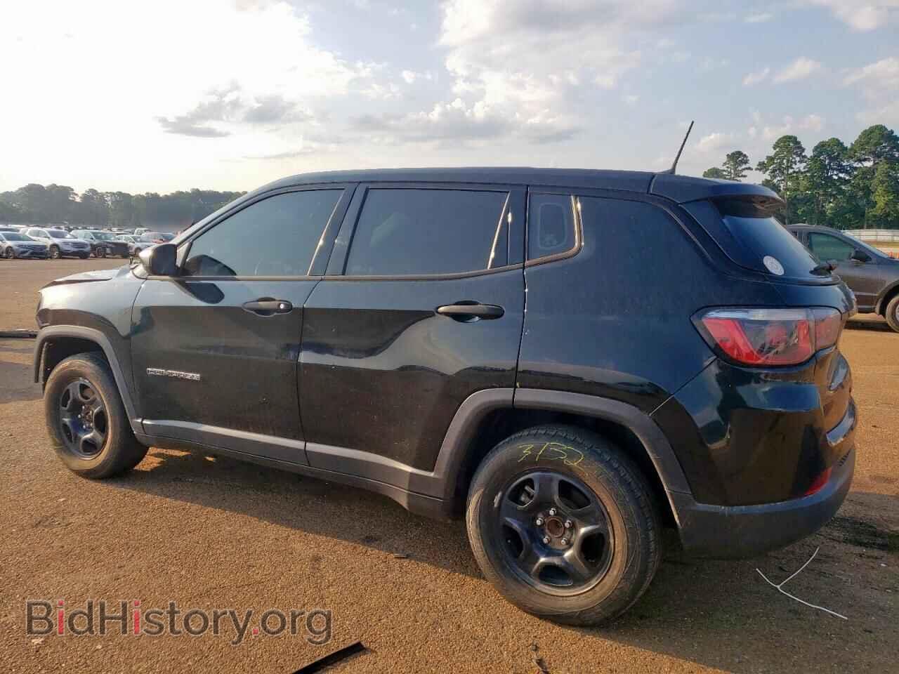 2019 JEEP COMPASS - VIN: 3C4NJCAB0KT736656 - Фото 2