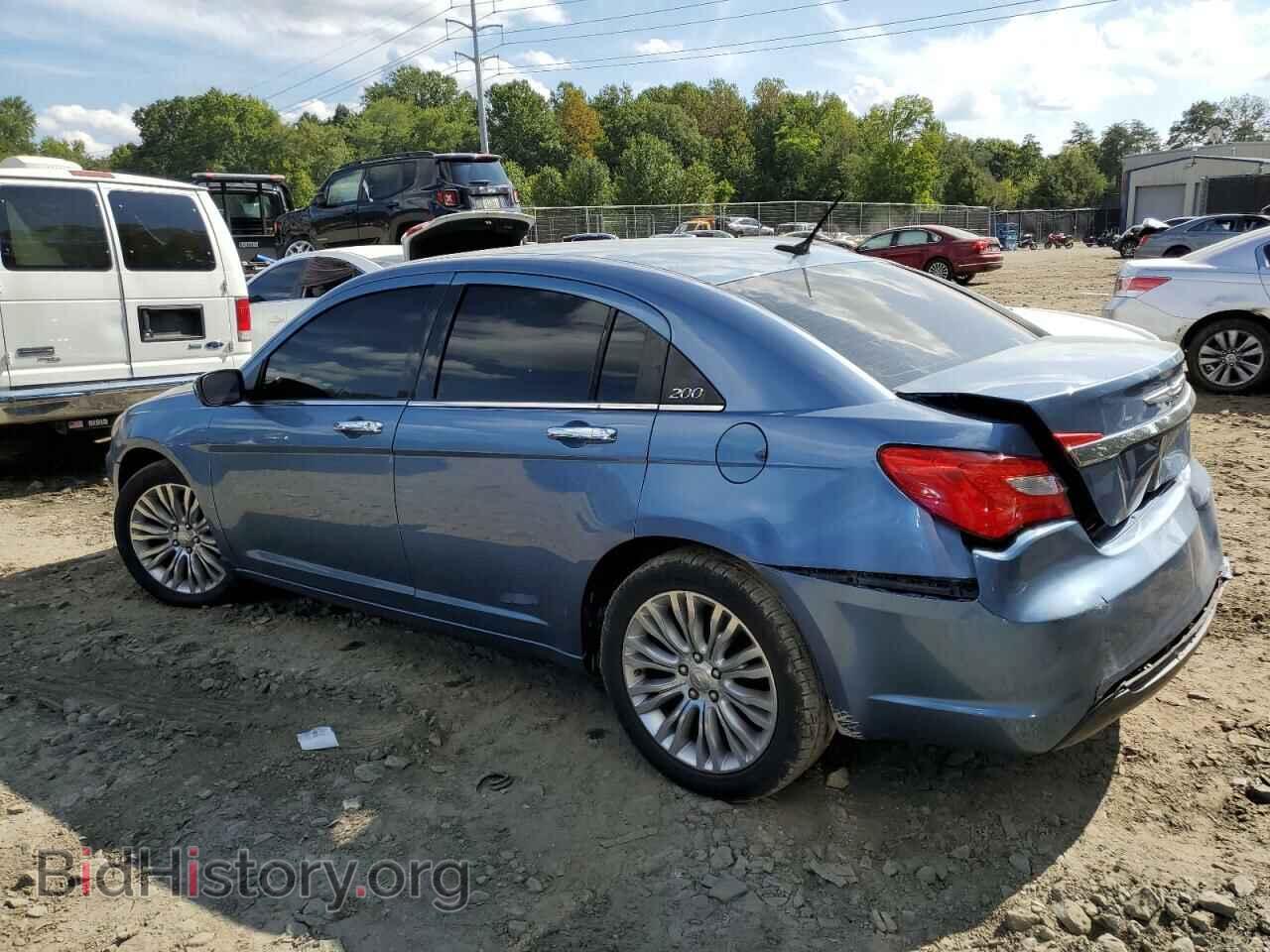 2011 CHRYSLER 200 - VIN: 1C3BC2FG6BN581062 - Фото 2