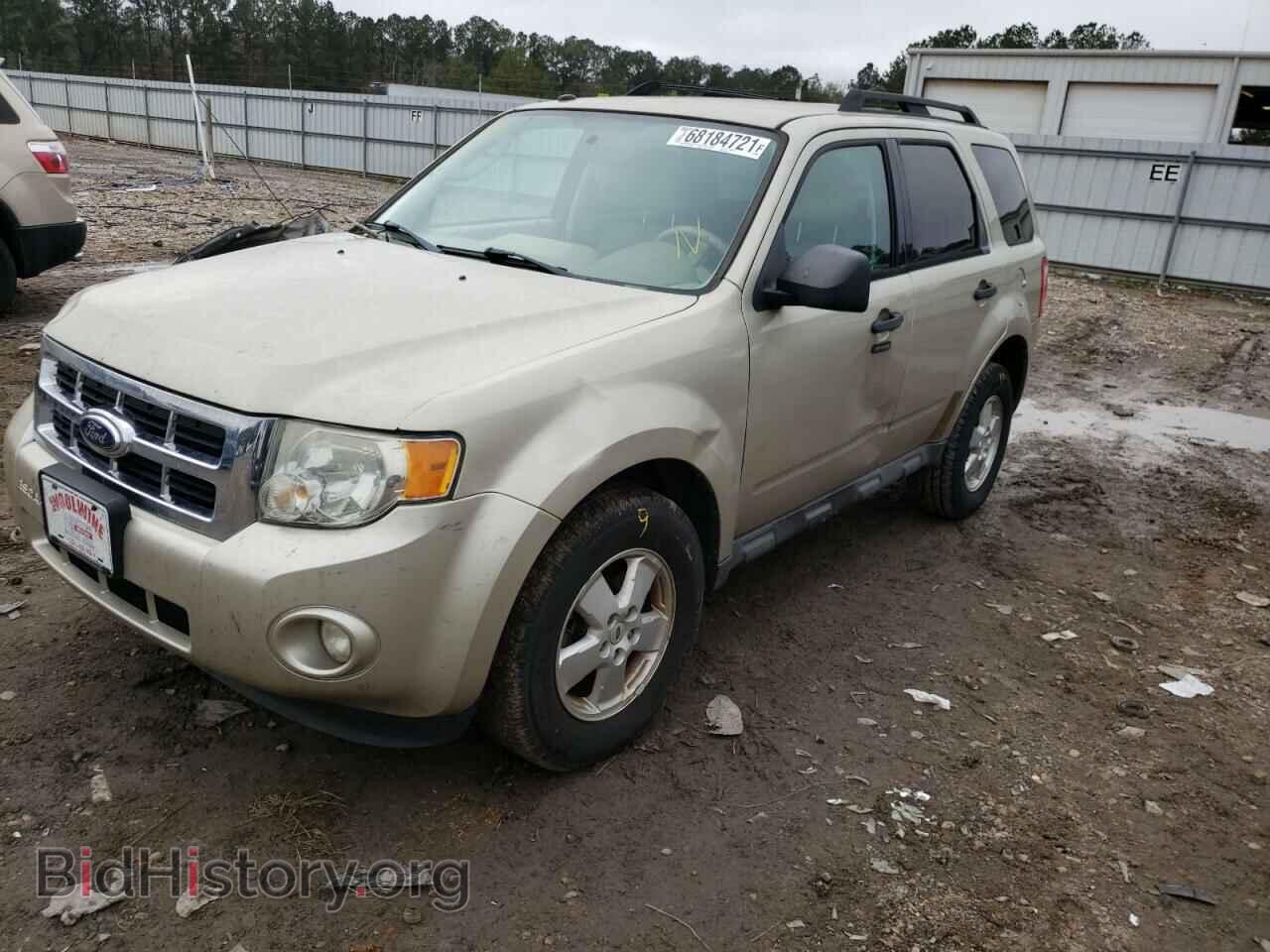 2011 FORD ESCAPE - VIN: 1FMCU0D77BKB75485 - Фото 2