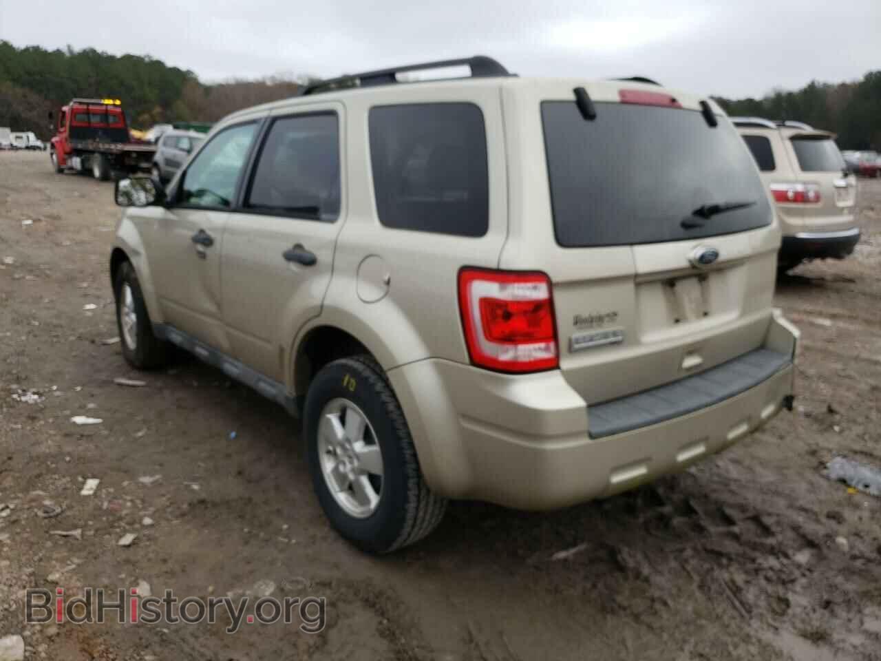 2011 FORD ESCAPE - VIN: 1FMCU0D77BKB75485 - Фото 3