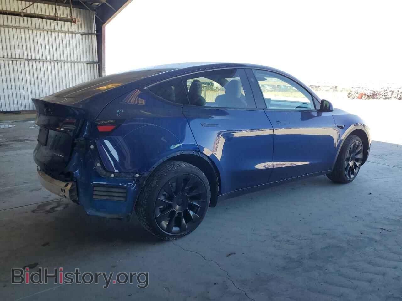 2024 TESLA MODEL Y - VIN: 7SAYGDEE0RF983967 - Фото 3