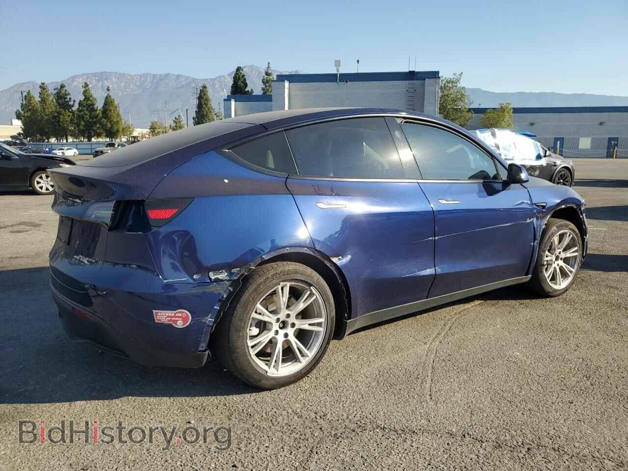 2023 TESLA MODEL Y - VIN: 7SAYGDEE2PF889327 - Фото 3