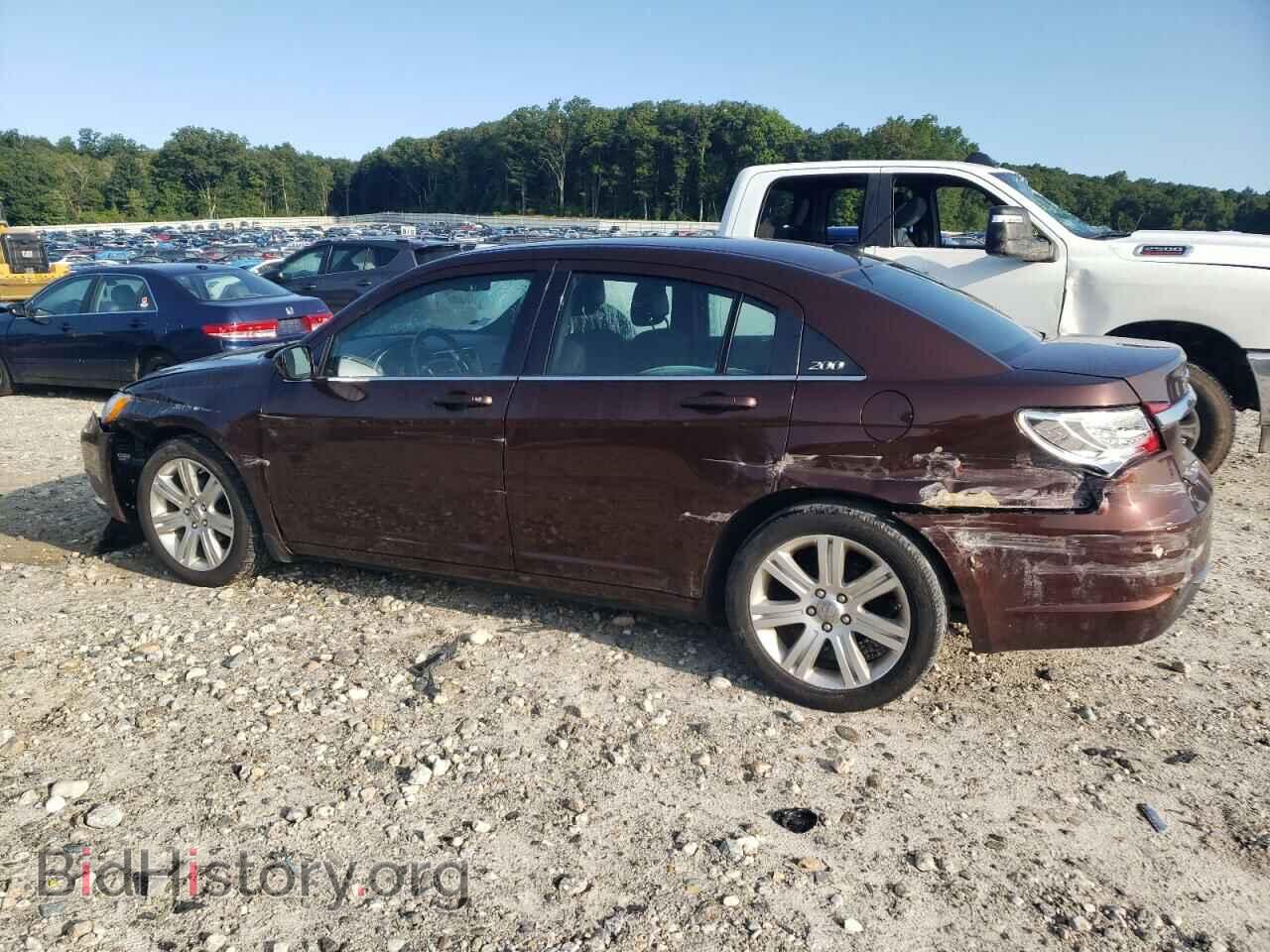 2013 CHRYSLER 200 - VIN: 1C3CCBBB2DN734909 - Фото 2