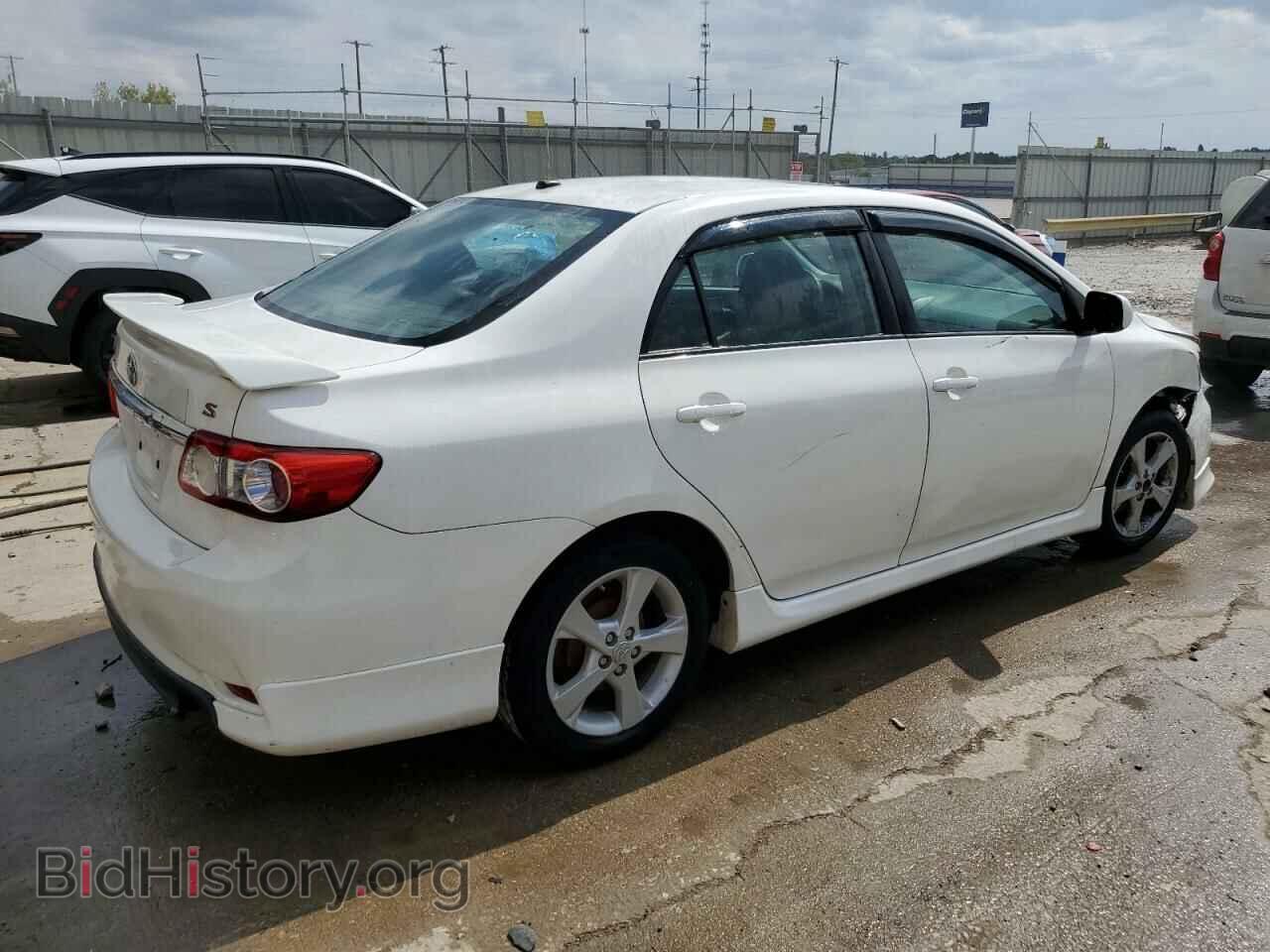 2011 TOYOTA COROLLA - VIN: 2T1BU4EE2BC693798 - Photo 3