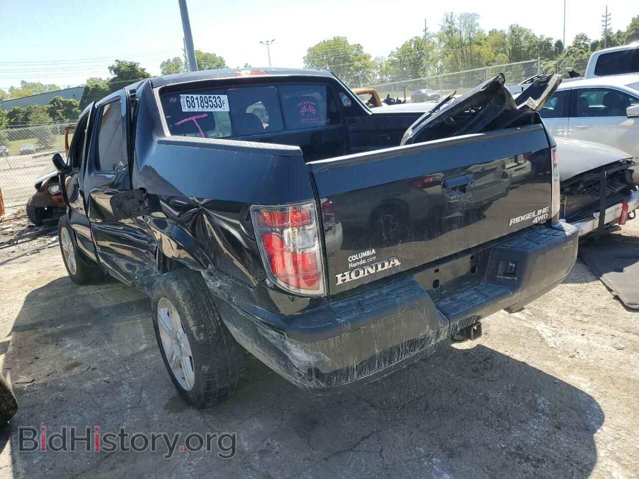 2013 HONDA RIDGELINE - VIN: 5FPYK1F58DB008366 - Фото 2