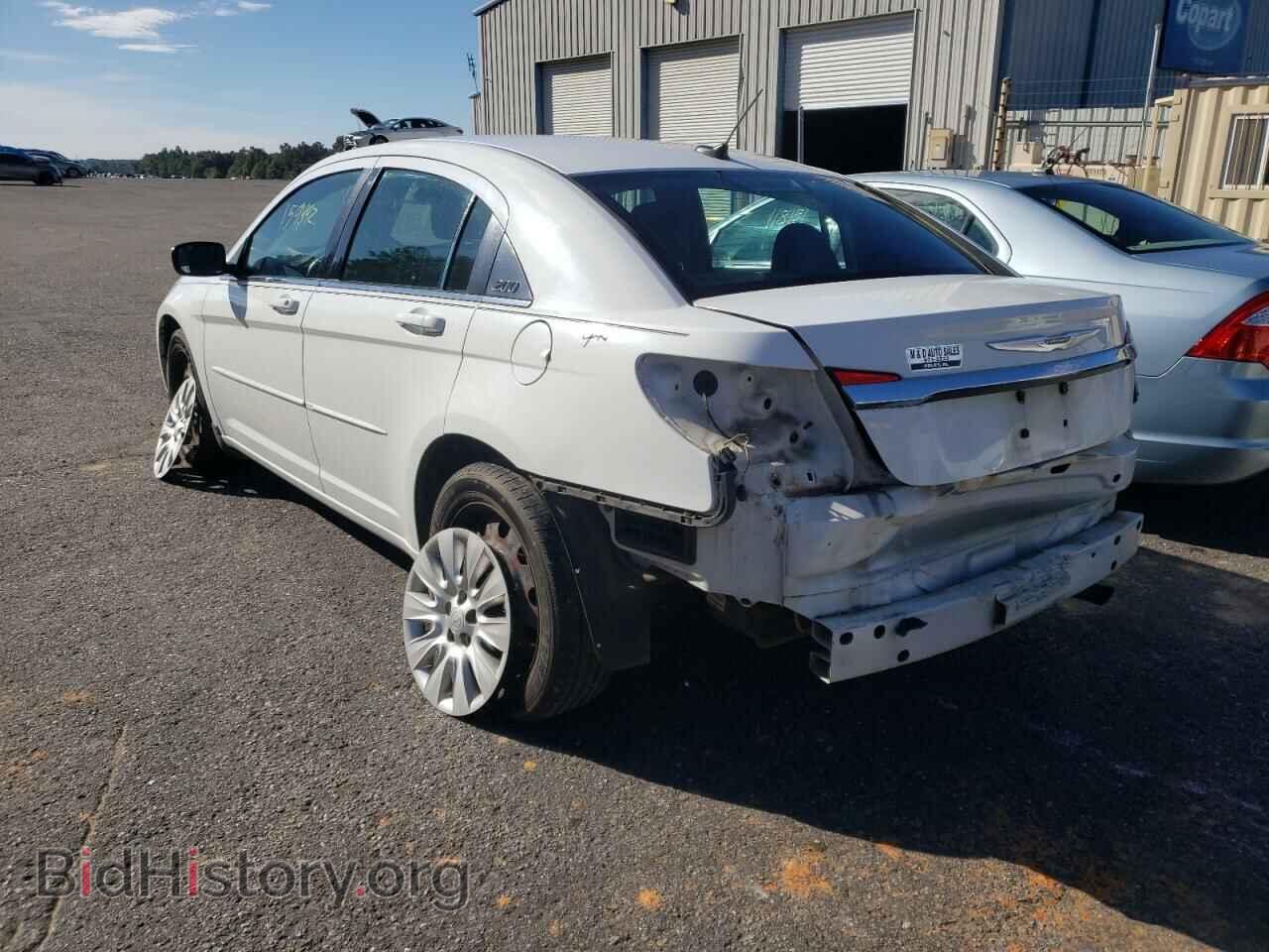 2012 CHRYSLER 200 - VIN: 1C3CCBAB1CN194551 - Фото 2