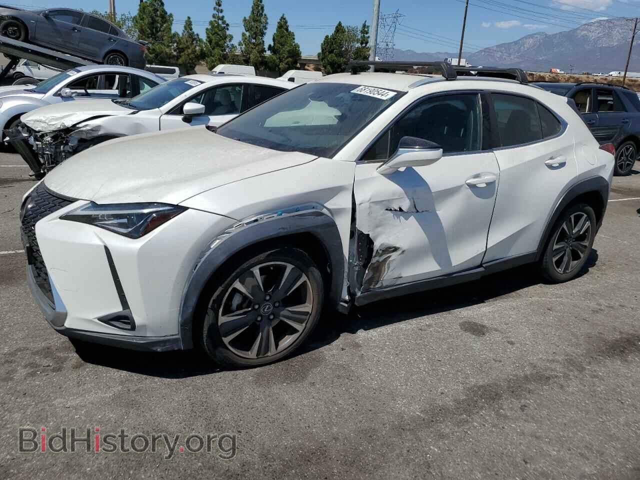 Фотография JTHY3JBH6K2014719 - LEXUS UX 200 2019