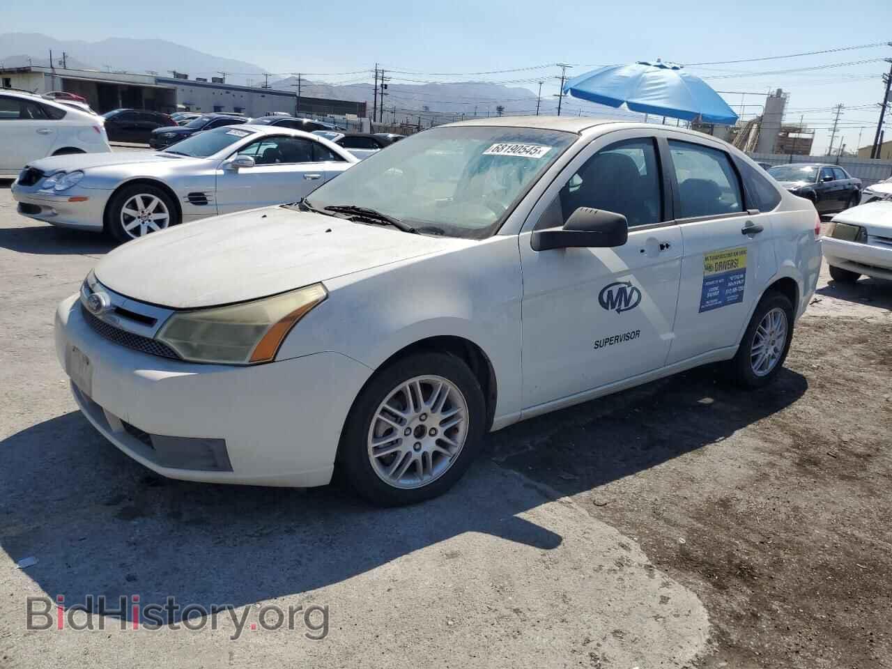 Photo 1FAHP3FN7AW273685 - FORD FOCUS 2010