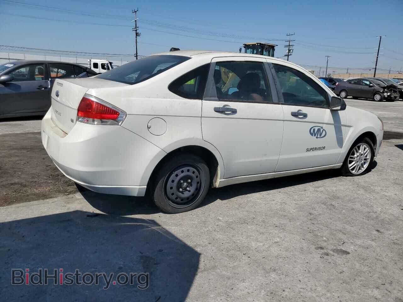 2010 FORD FOCUS - VIN: 1FAHP3FN7AW273685 - Фото 3