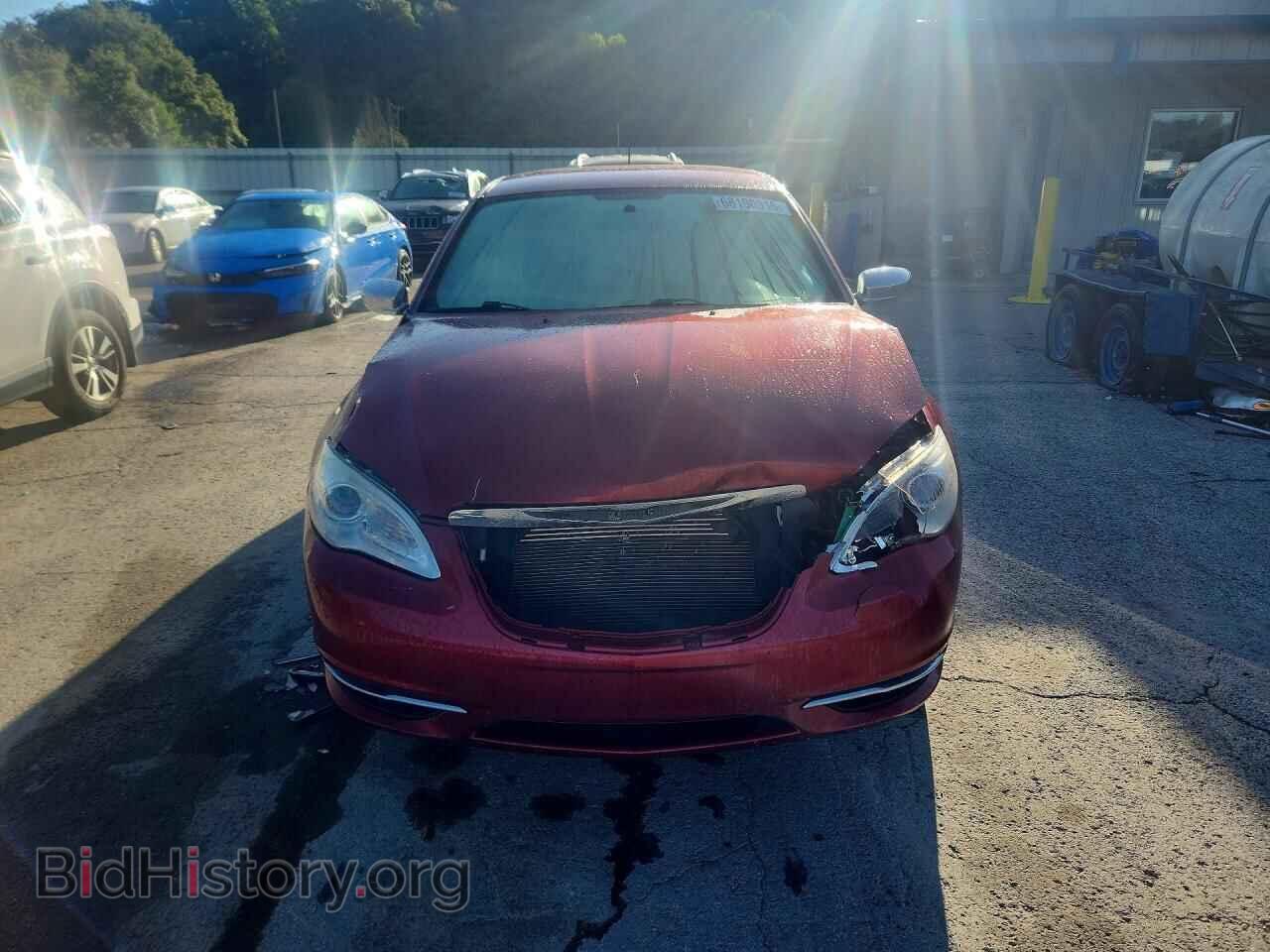 2011 CHRYSLER 200 - VIN: 1C3BC2FGXBN600082 - Photo 5