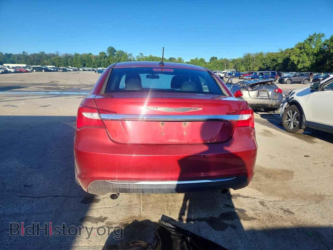 2011 CHRYSLER 200 - VIN: 1C3BC2FGXBN600082 - Photo 6