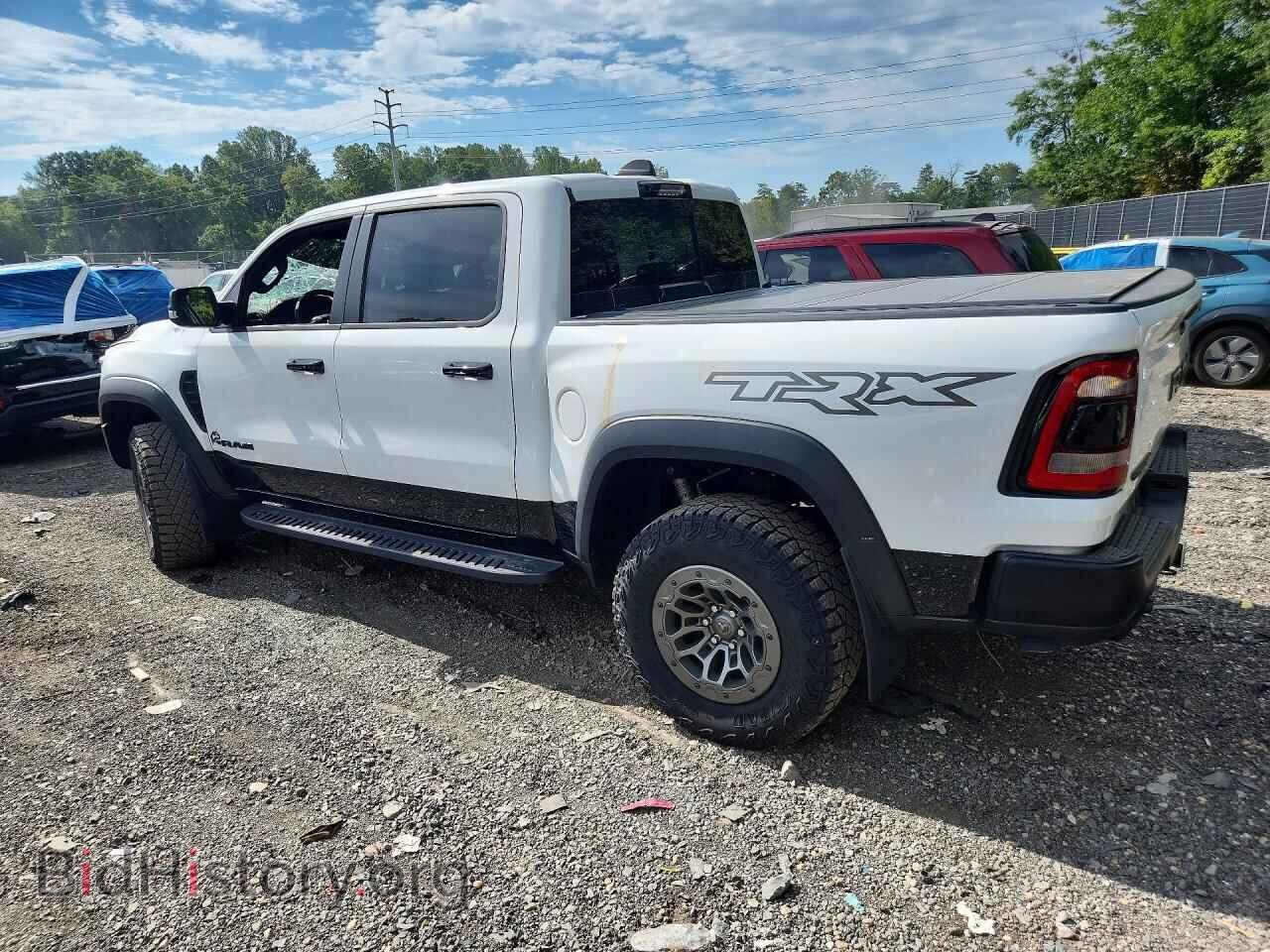 2024 RAM 1500 - VIN: 1C6SRFU98RN201680 - Photo 2