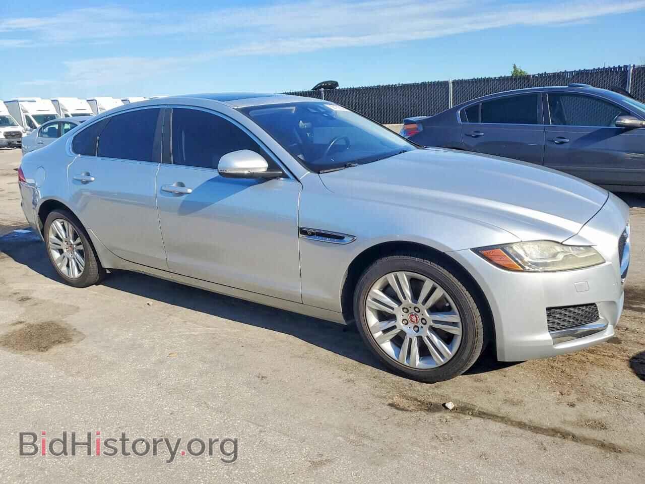 2017 JAGUAR XF - VIN: SAJBD4BVXHCY42479 - Photo 4