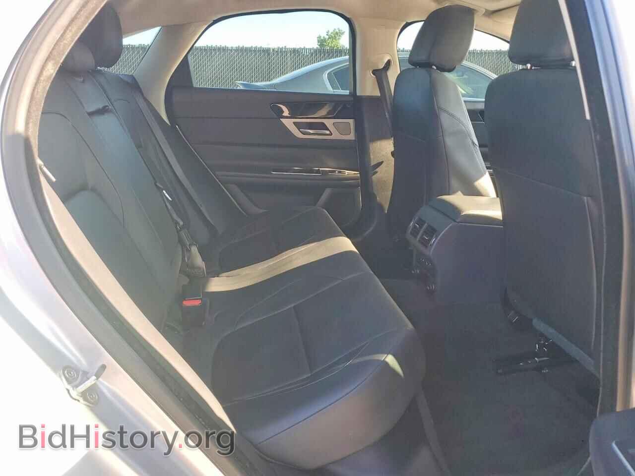 2017 JAGUAR XF - VIN: SAJBD4BVXHCY42479 - Photo 10