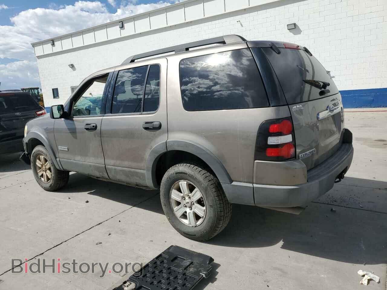 2006 FORD EXPLORER - VIN: 1FMEU73E56UB67672 - Фото 2