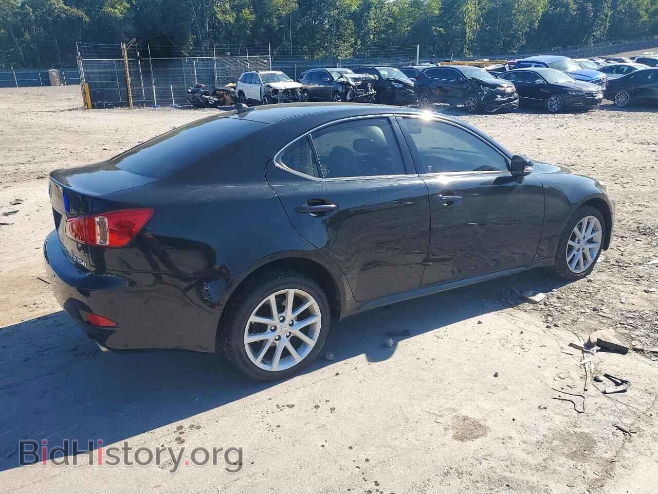 2011 LEXUS IS - VIN: JTHCF5C27B5051943 - Photo 3