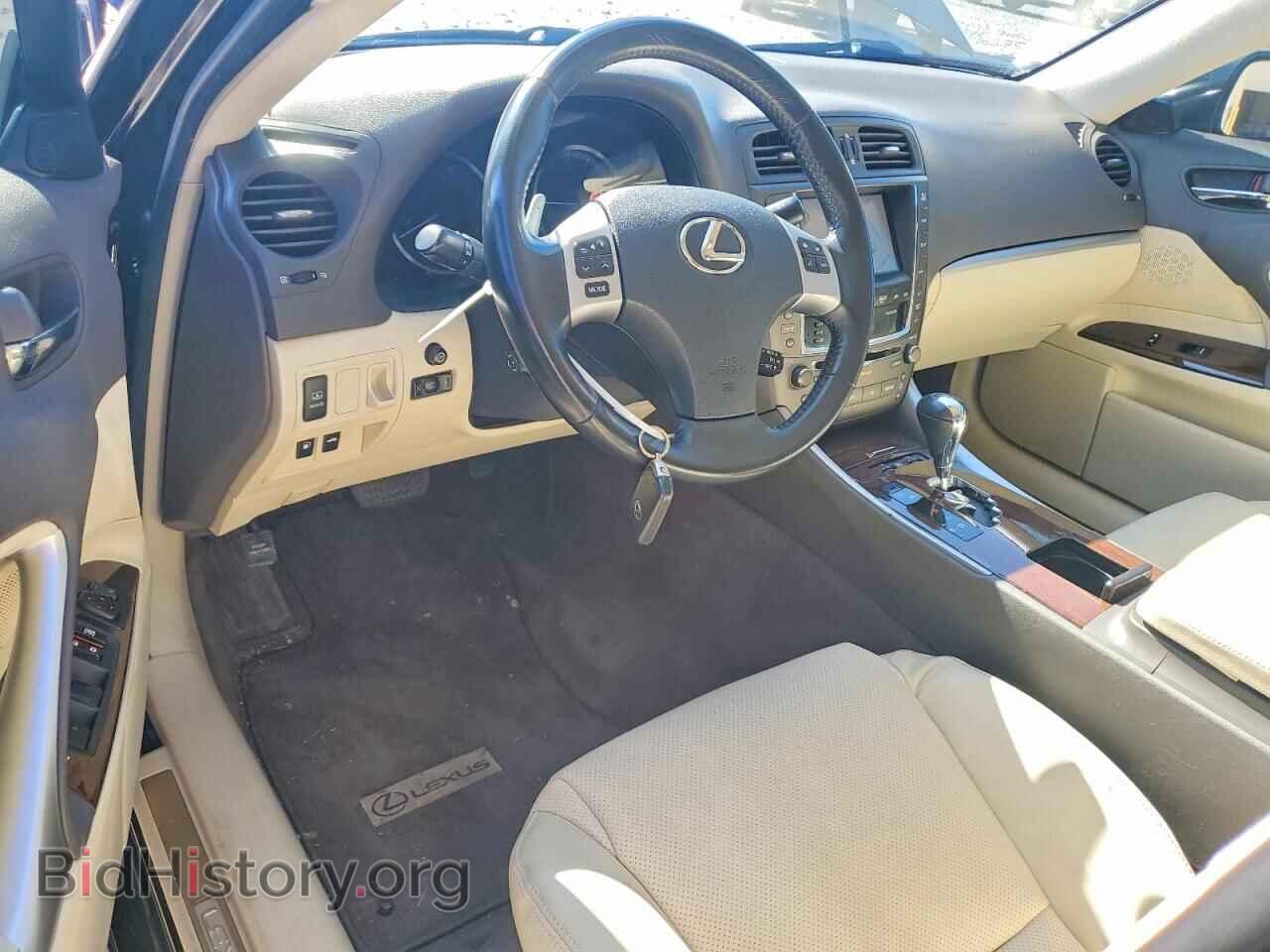 2011 LEXUS IS - VIN: JTHCF5C27B5051943 - Photo 8