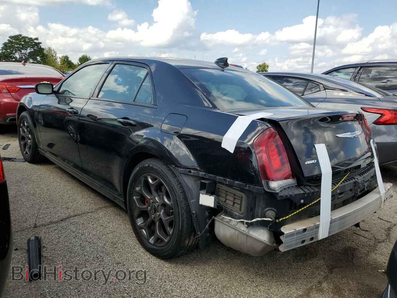 2017 CHRYSLER 300 - VIN: 2C3CCAGG3HH591921 - Фото 2