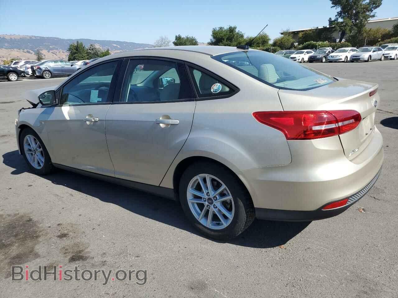 2018 FORD FOCUS - VIN: 1FADP3FE7JL271239 - Фото 2