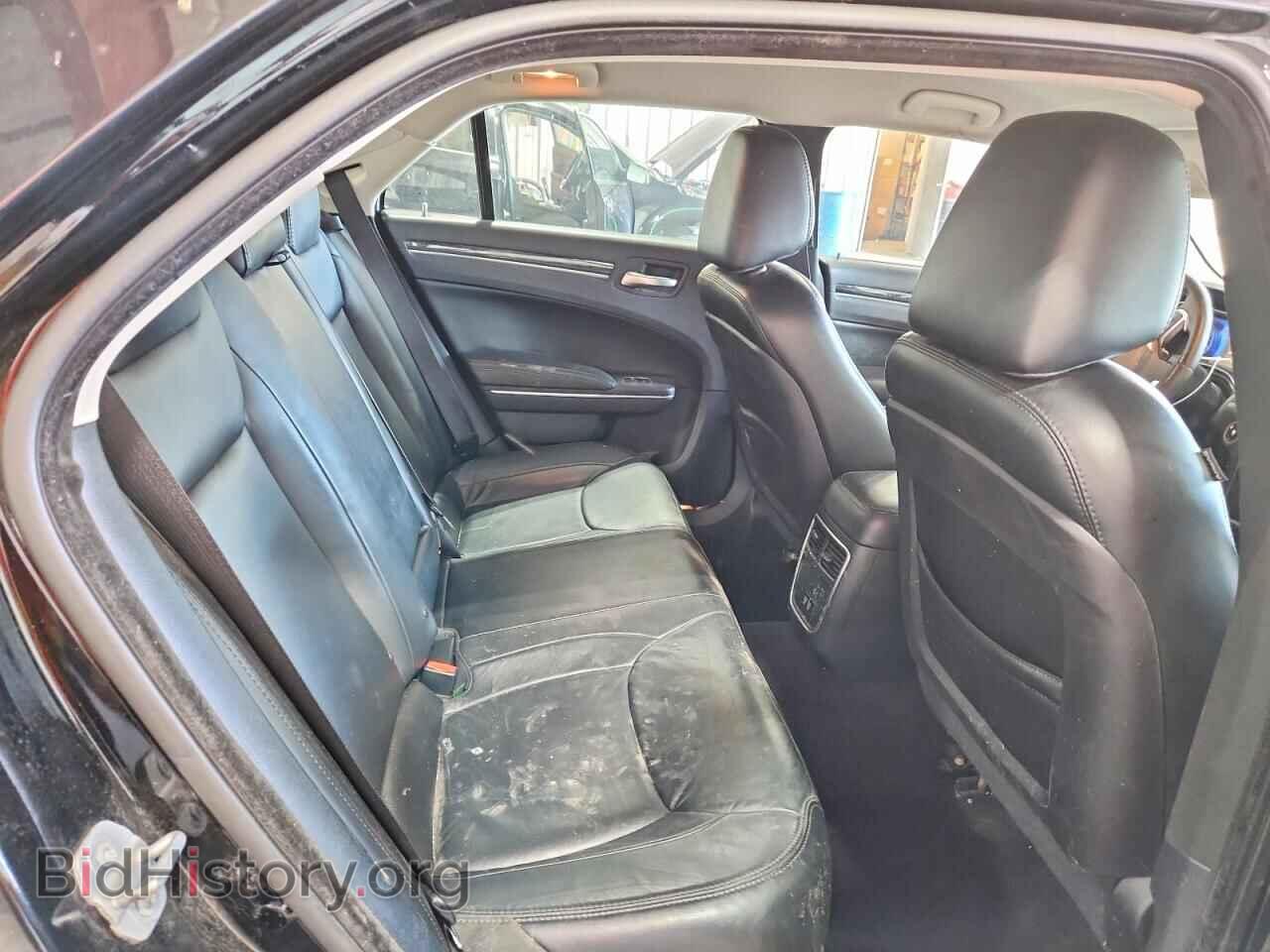 2016 CHRYSLER 300 - VIN: 2C3CCARGXGH305199 - Photo 10