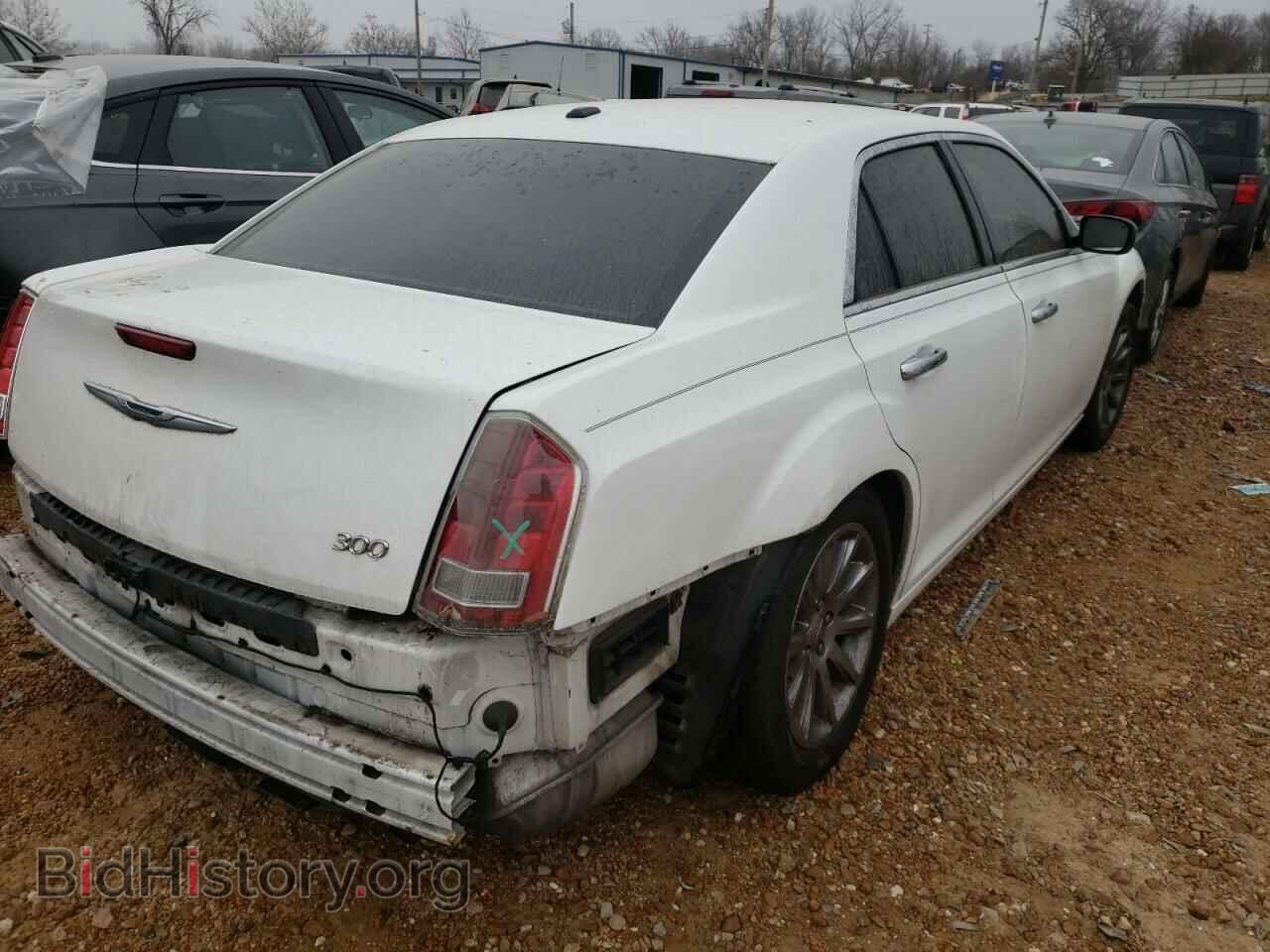 2012 CHRYSLER 300 - VIN: 2C3CCACG2CH288949 - Фото 4