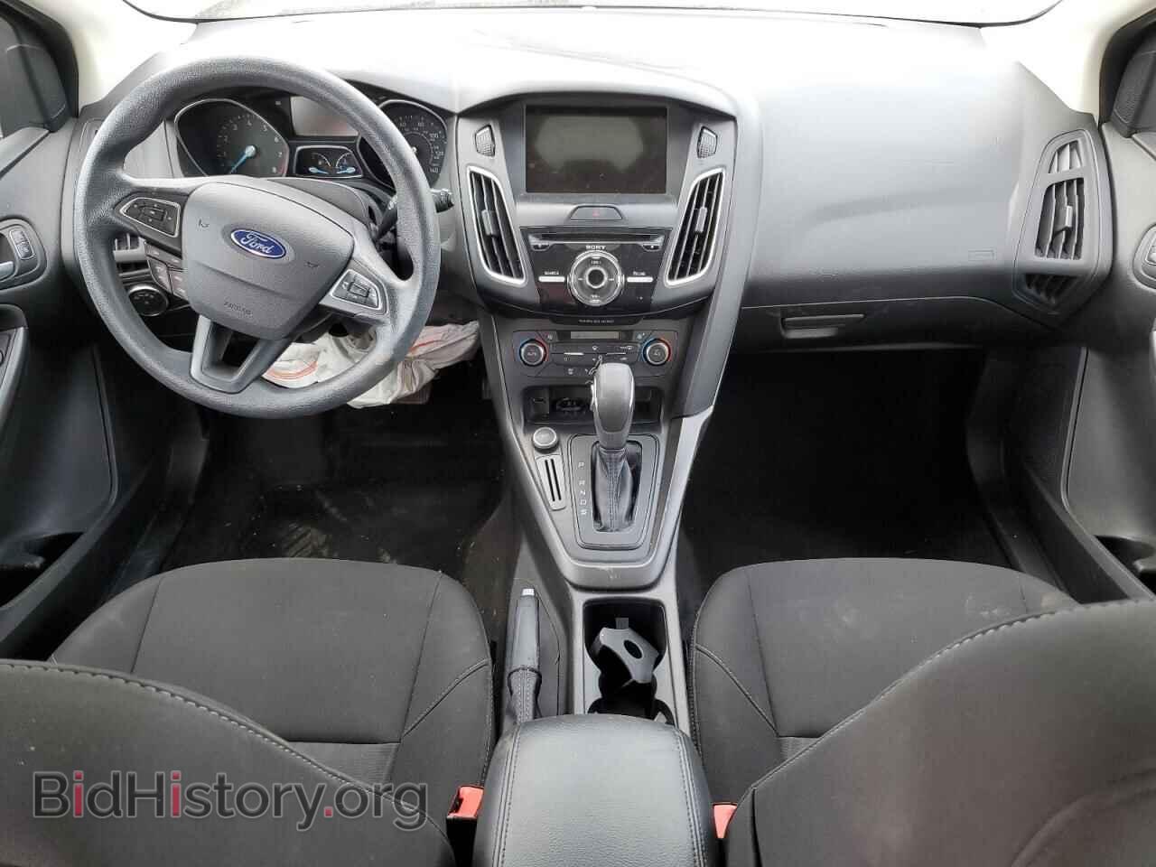 2017 FORD FOCUS - VIN: 1FADP3M22HL243996 - Photo 8