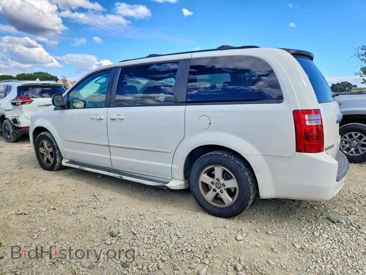2010 DODGE CARAVAN - VIN: 2D4RN3D17AR462899 - Photo 2