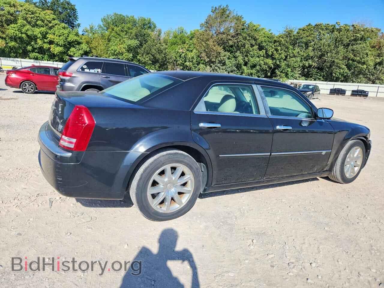 2008 CHRYSLER 300 - VIN: 2C3KA63H08H308159 - Фото 3