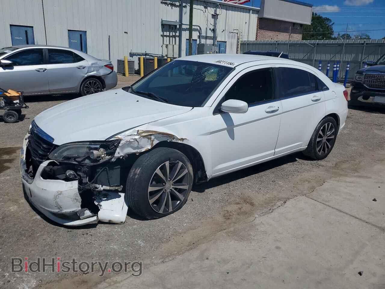 Фотография 1C3CCBBB2DN545905 - CHRYSLER 200 2013