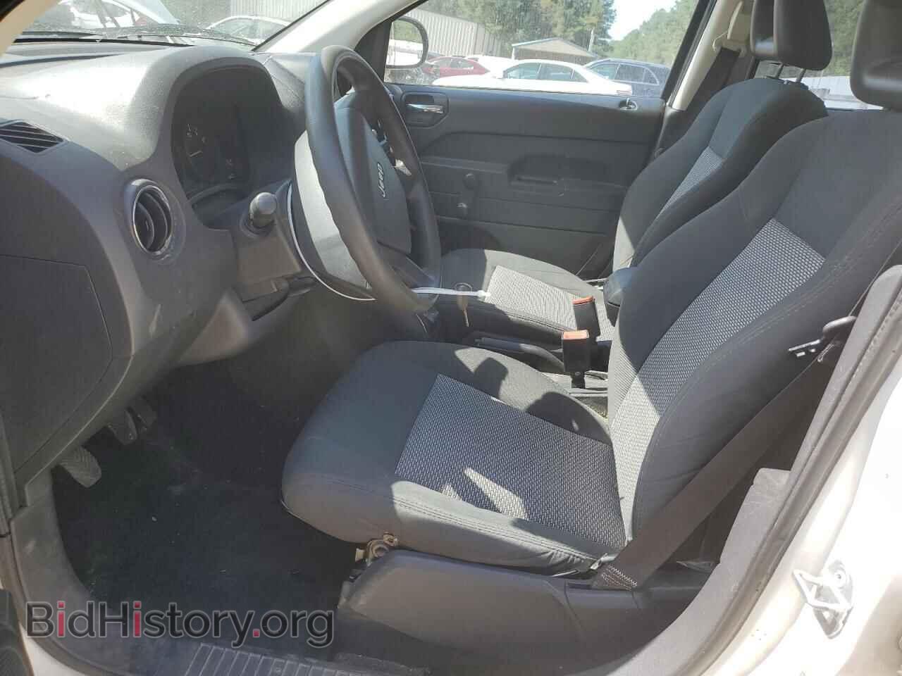 2009 JEEP COMPASS - VIN: 1J4FT47B09D105976 - Фото 7