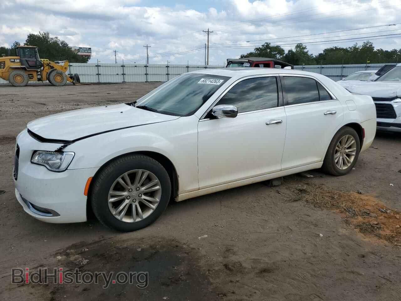 Фотография 2C3CCAEG2HH511897 - CHRYSLER 300 2017